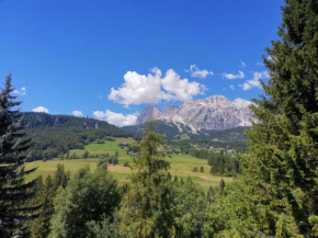  Hotel Villa Gaia  Кортина-Д'ампеццо